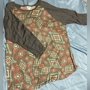 LuLaRoe 3/4 sleeve shirt (randy)